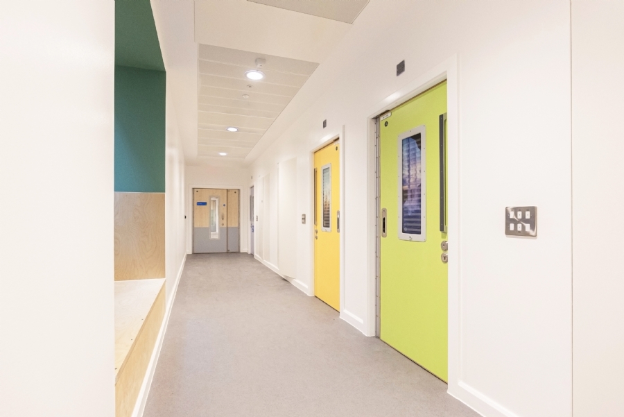 Anti-ligature products and solutions by Kingsway Group UK to improve patient safety in mental health environments. Kingsway Group UK specialise in anti-ligature door systems to help prevent patient self-harm and suicide.