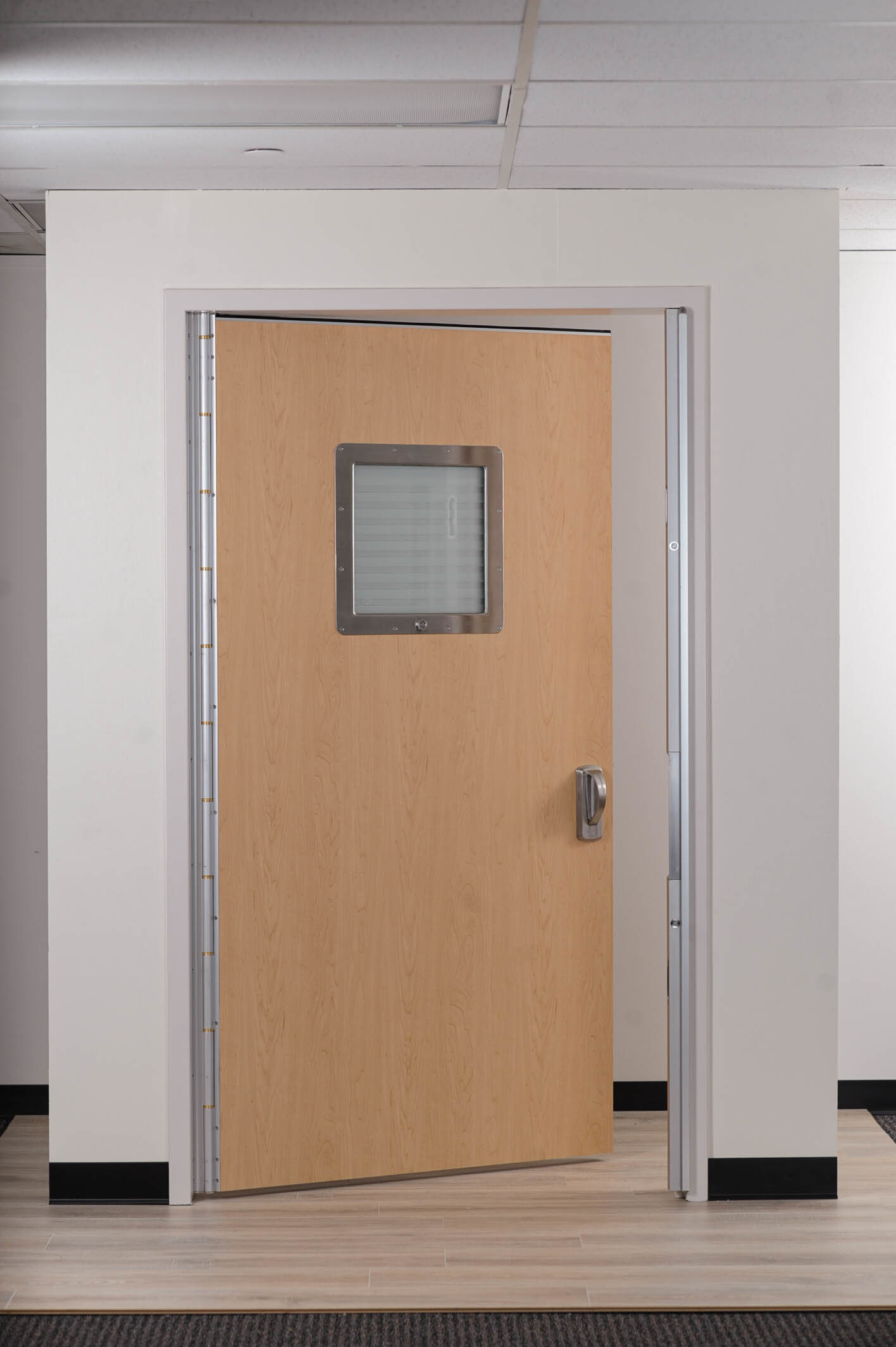 SWING Anti-Barricade Door System - Kingsway Group USA