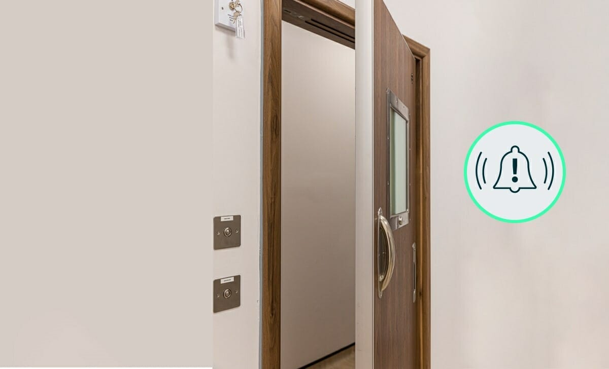 SENTRY detects ligature attempts against the full door edges in both open and closed positions.