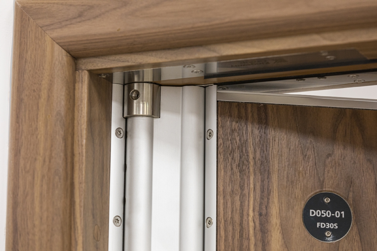 SWITCH is compatible with concealed anti-ligature transom closers.